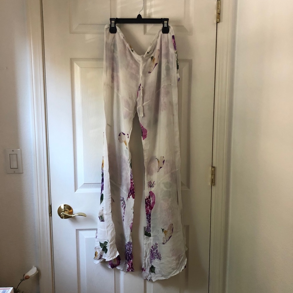 NWOT Novella Royale Floral Wide Leg Pants